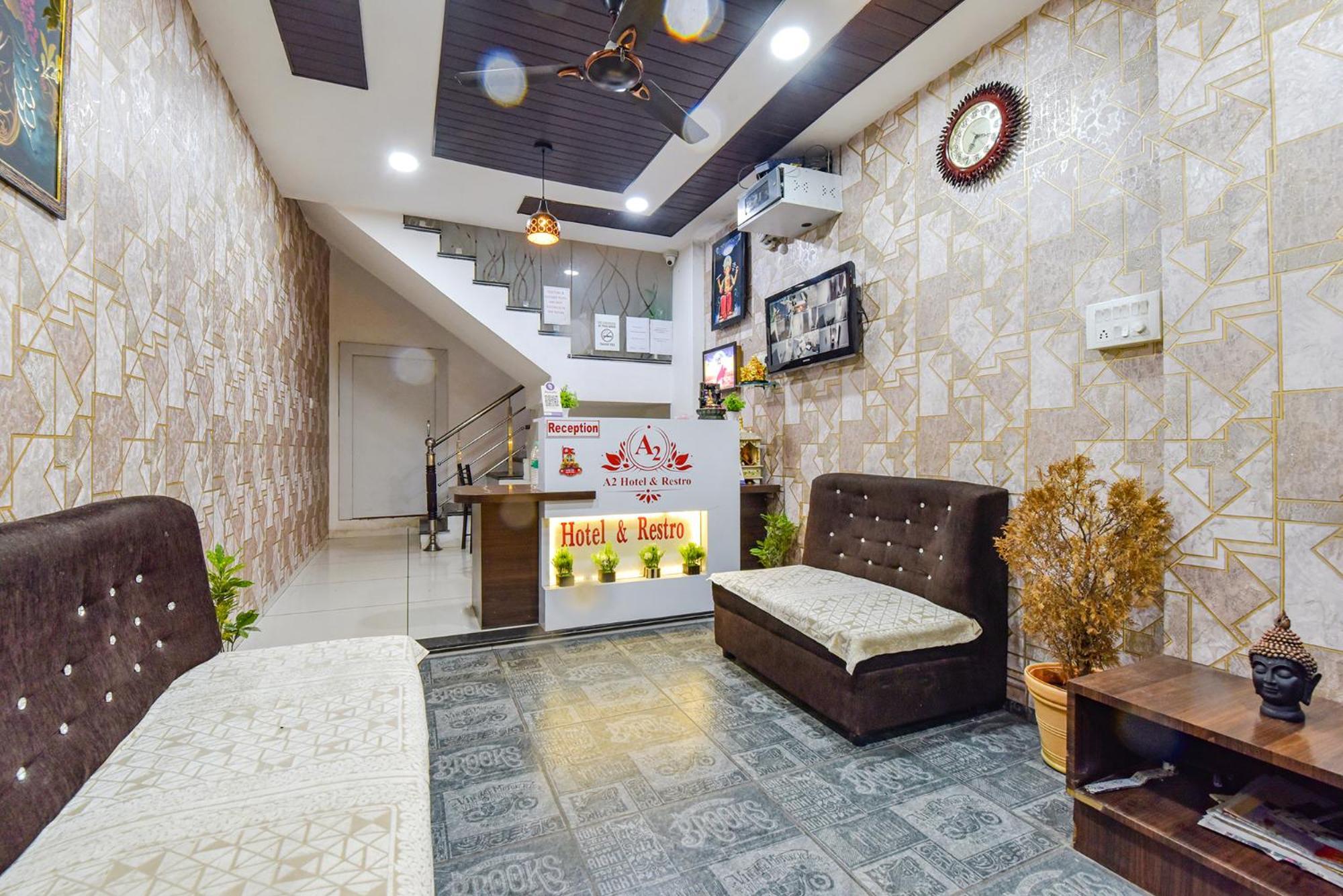 Hotel Fabexpress A2 And Restro Indore Esterno foto